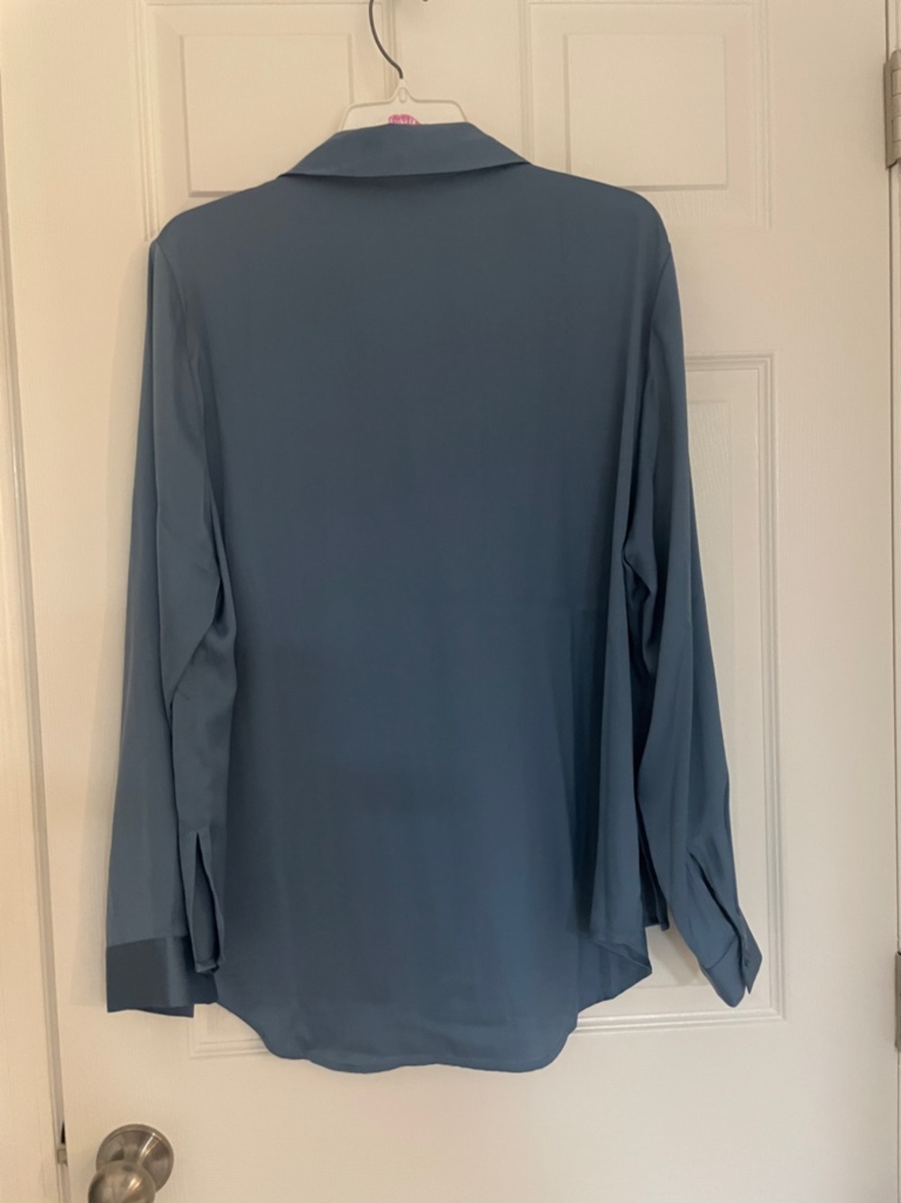 Michael Kors Blue Satin Button-Front Shirt in Xlg - Picture 6 of 7